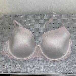 Victoria’s Secret Body by Victoria bra